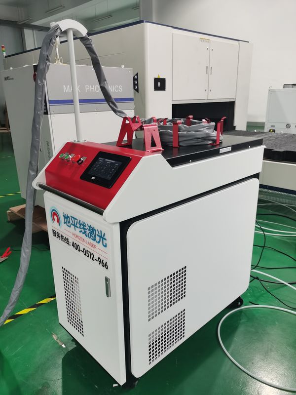 IEC60204 220V 8m 포켓용 레이저 용접기 조절 가능한 스폿 6 방식