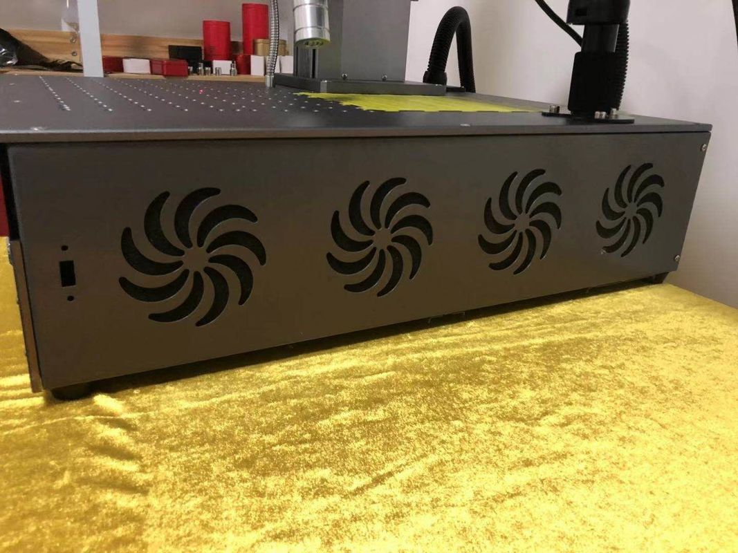 키보드와 200kHz 7000 밀리미터 UV 레이저 마킹 머신