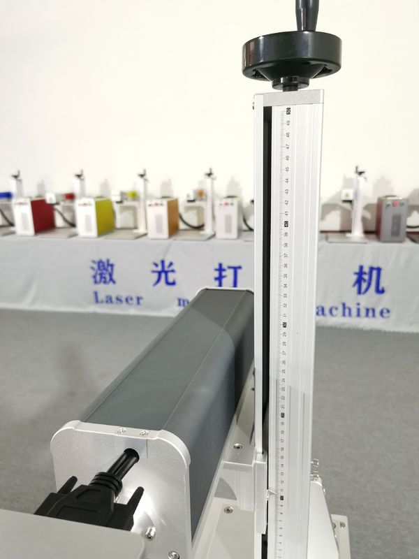 가지고 다닐 수 있는 50W 0.15 밀리미터 레이저 마킹 머신 20W 30W