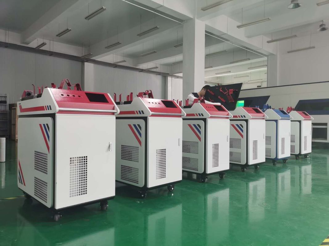 50HZ 6 밀리미터 1000w 포켓용 레이저 용접기 타임즈 지 에너지 분할