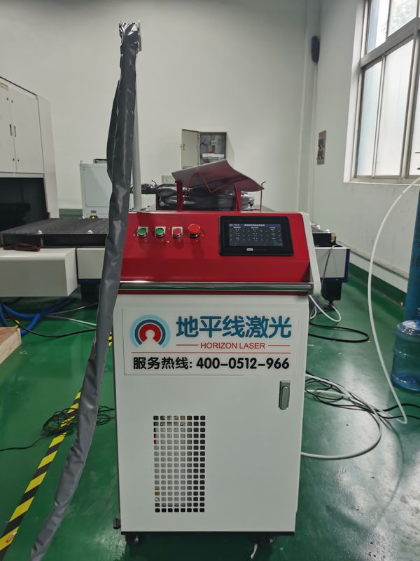 1060nm 30W 가지고 다닐 수 있는 레이져 용접기 정확성 마킹
