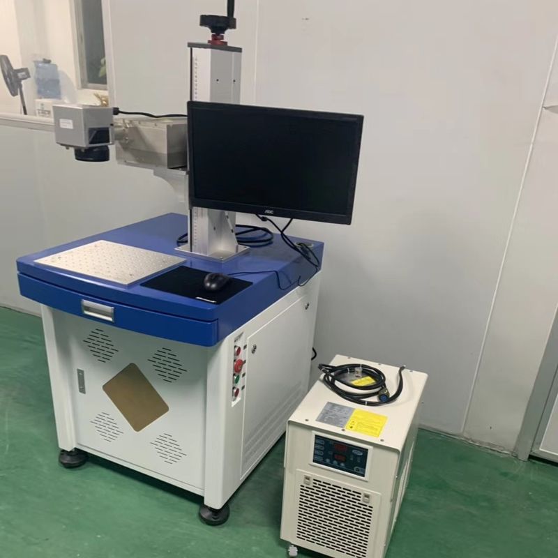플라스틱 안전 물개를 위한 EZCAD 통제 3W 5W RFH UV 레이저 조판공 355nm